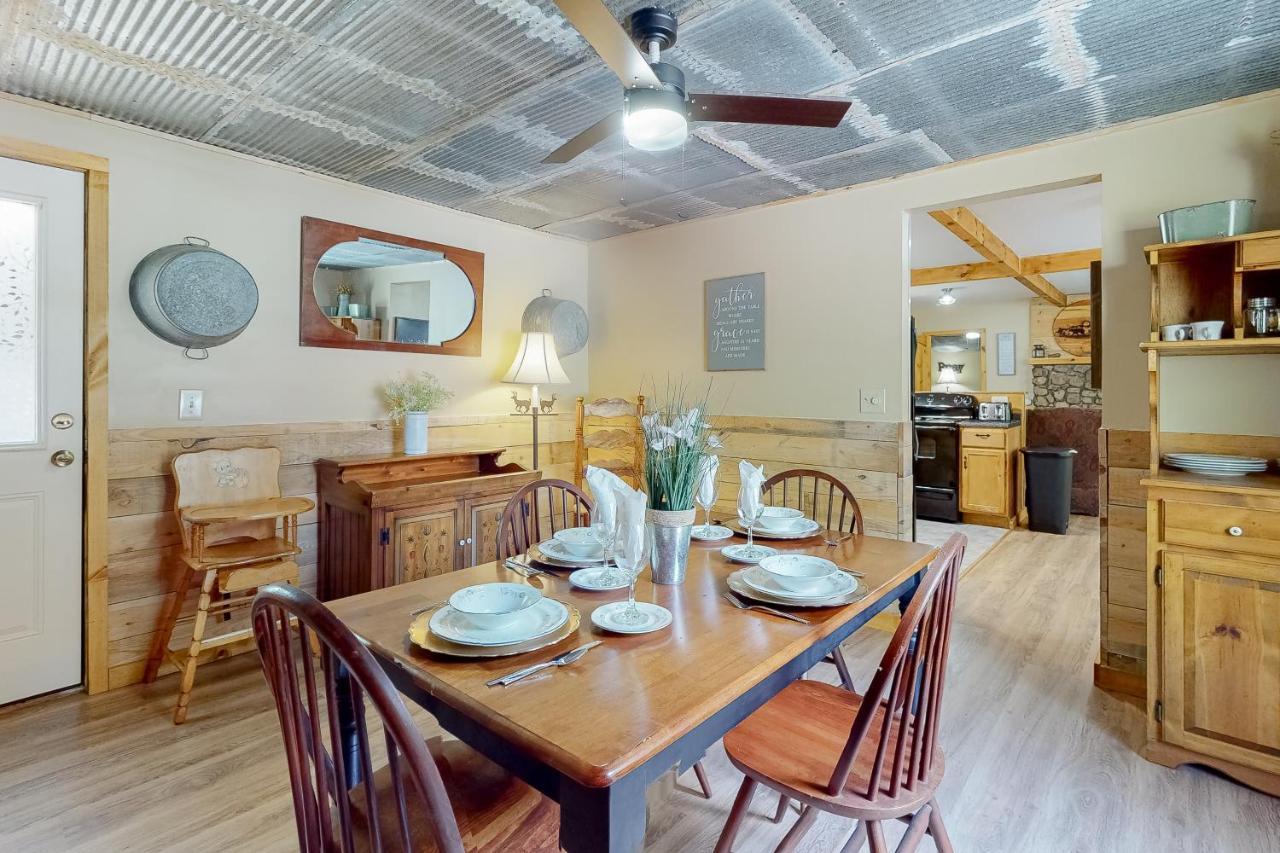 Bear Caves At Black Bear Cottages Sevierville Extérieur photo