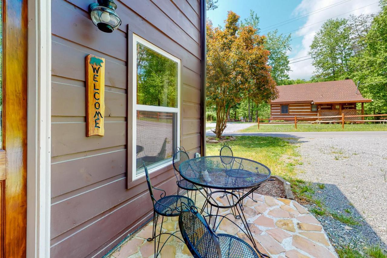 Bear Caves At Black Bear Cottages Sevierville Extérieur photo