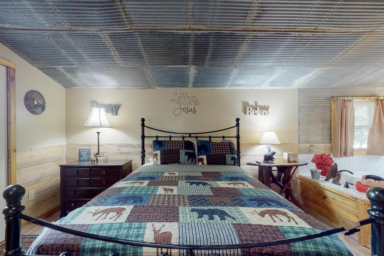 Bear Caves At Black Bear Cottages Sevierville Extérieur photo