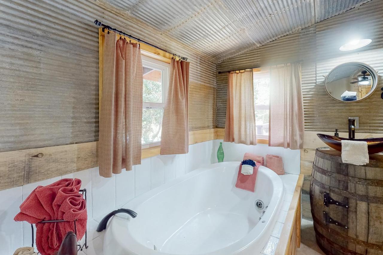 Bear Caves At Black Bear Cottages Sevierville Extérieur photo