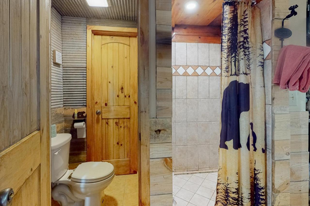 Bear Caves At Black Bear Cottages Sevierville Extérieur photo